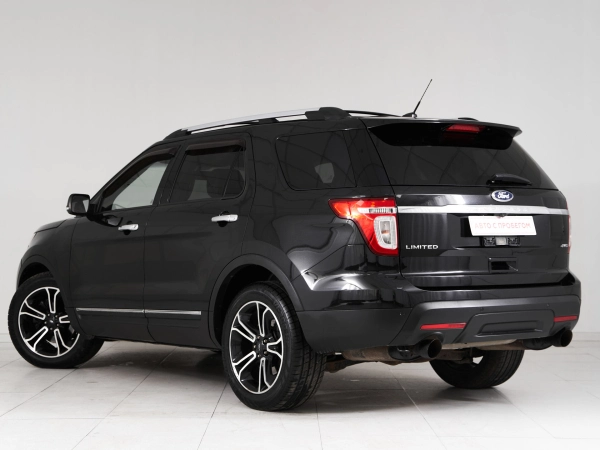 Ford Explorer, V фото №4