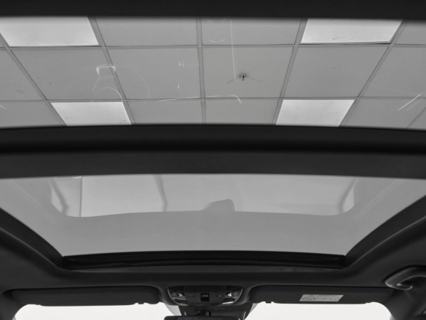 Kia K5, III фото №7