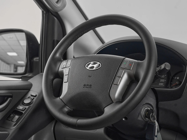 Hyundai Grand Starex, I фото №12