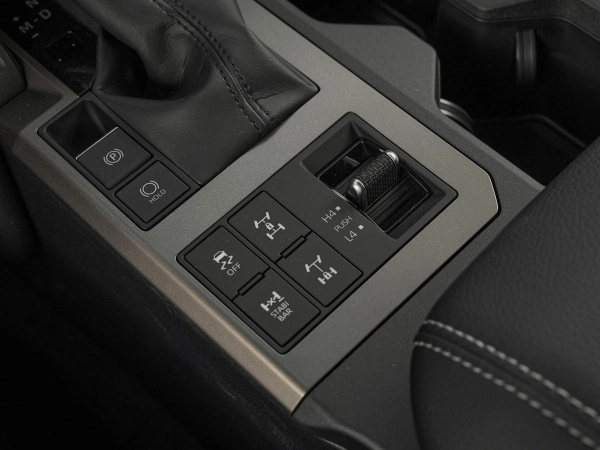 Toyota Land Cruiser Prado, 250 Series фото №17