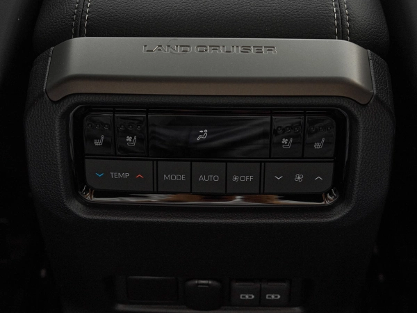 Toyota Land Cruiser Prado, 250 Series фото №23