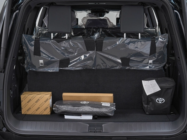 Toyota Land Cruiser, 300 Series фото №23