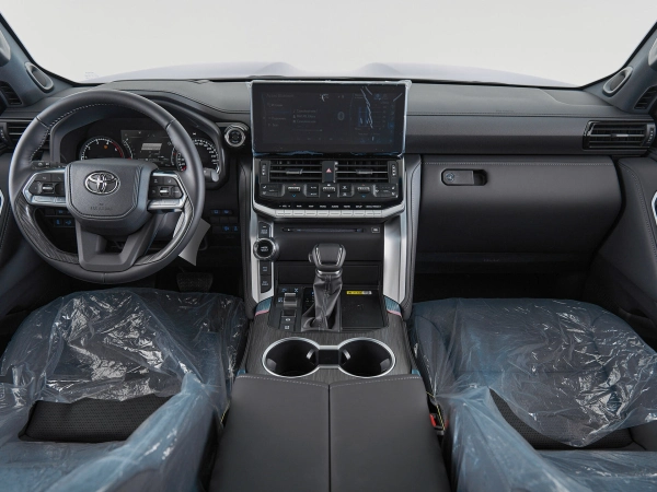 Toyota Land Cruiser, 300 Series фото №8