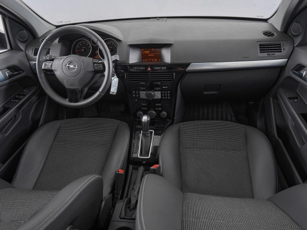 Opel Astra, H Рестайлинг фото №9