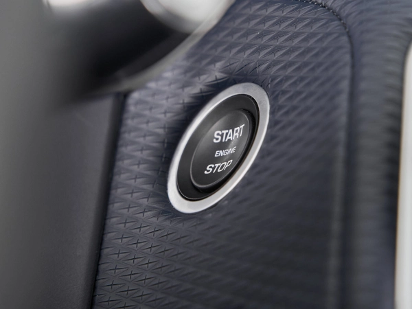 Land Rover Range Rover Velar, I фото №13