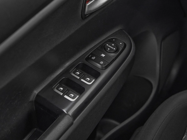 Kia Rio, IV фото №13