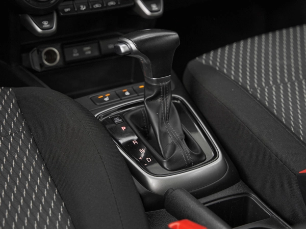 Kia Rio, IV фото №17