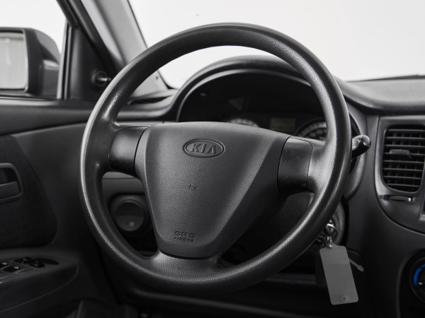 Kia Rio, II фото №10