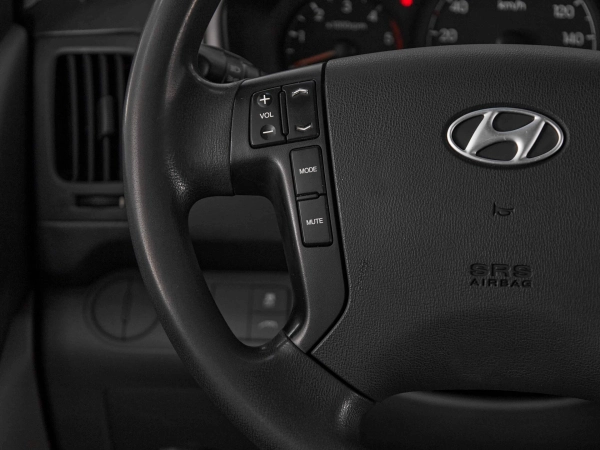 Hyundai Grand Starex, I фото №11