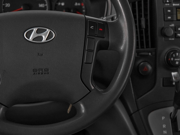 Hyundai Grand Starex, I фото №12