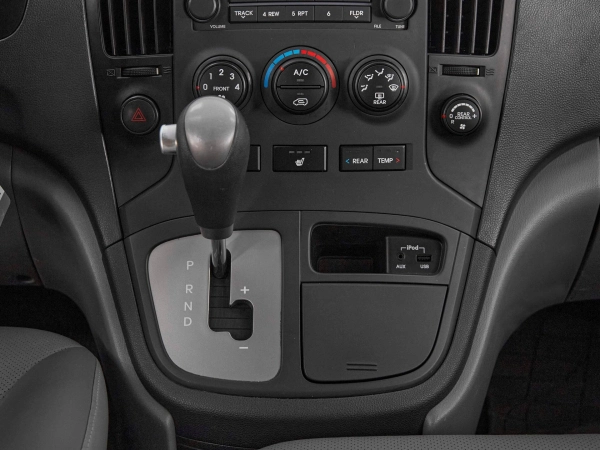 Hyundai Grand Starex, I фото №15