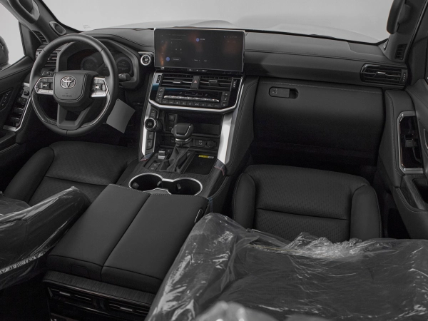 Toyota Land Cruiser, 300 Series фото №10