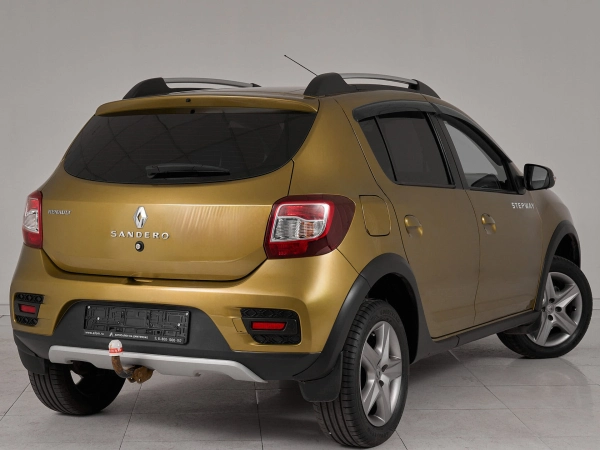 Renault Sandero, II Рестайлинг фото №6