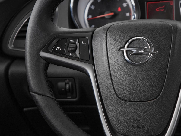 Opel Astra, J фото №11