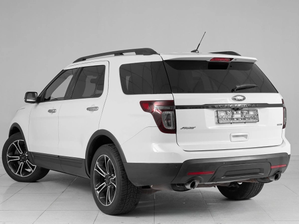 Ford Explorer, V фото №4