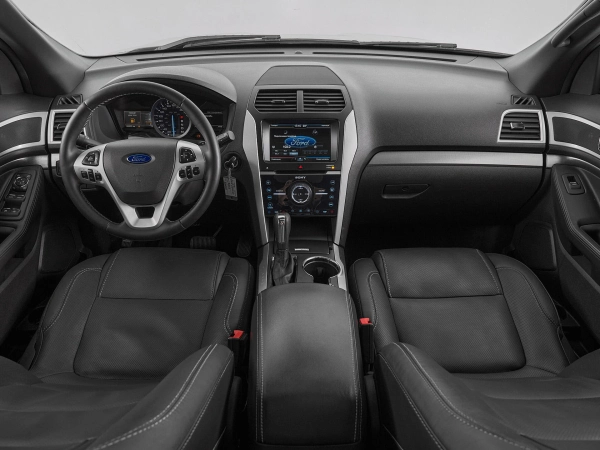 Ford Explorer, V фото №9