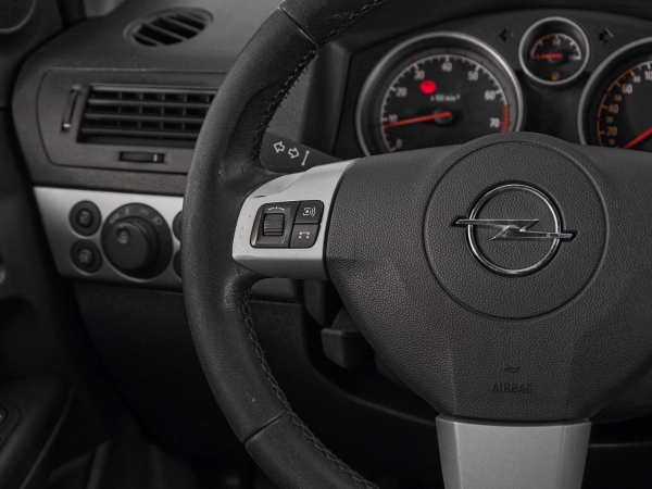 Opel Astra, H Рестайлинг фото №11