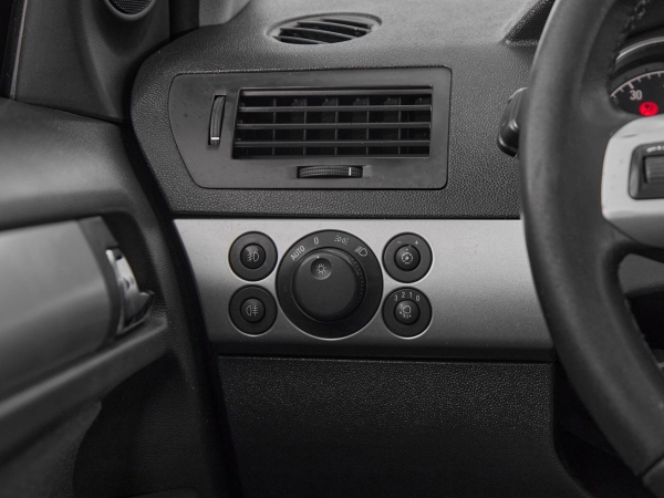 Opel Astra, H Рестайлинг фото №14