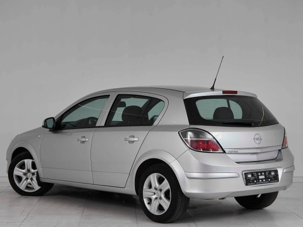 Opel Astra, H Рестайлинг фото №4