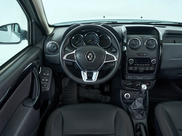 Renault Duster, I Рестайлинг фото №10