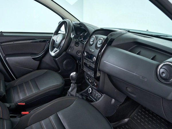 Renault Duster, I Рестайлинг фото №12