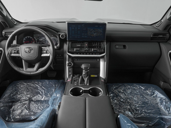 Toyota Land Cruiser, 300 Series фото №9