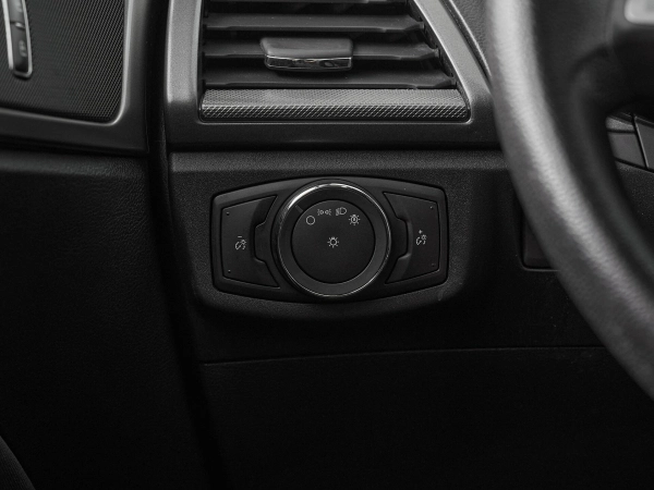 Ford Fusion (North America), II Рестайлинг фото №15