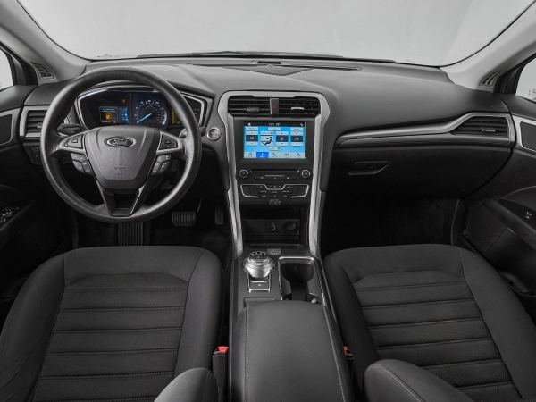Ford Fusion (North America), II Рестайлинг фото №8