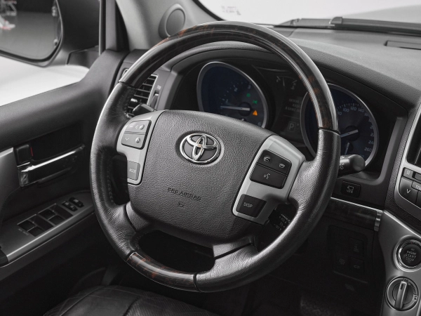 Toyota Land Cruiser, 200 Series Рестайлинг 1 фото №10