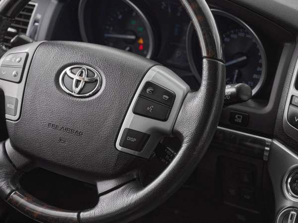 Toyota Land Cruiser, 200 Series Рестайлинг 1 фото №12