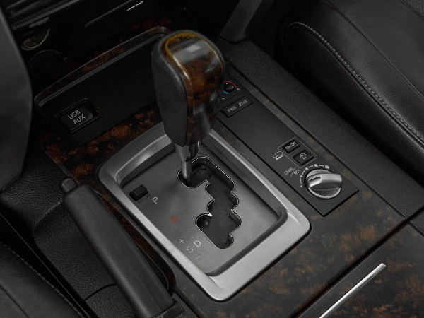 Toyota Land Cruiser, 200 Series Рестайлинг 1 фото №19