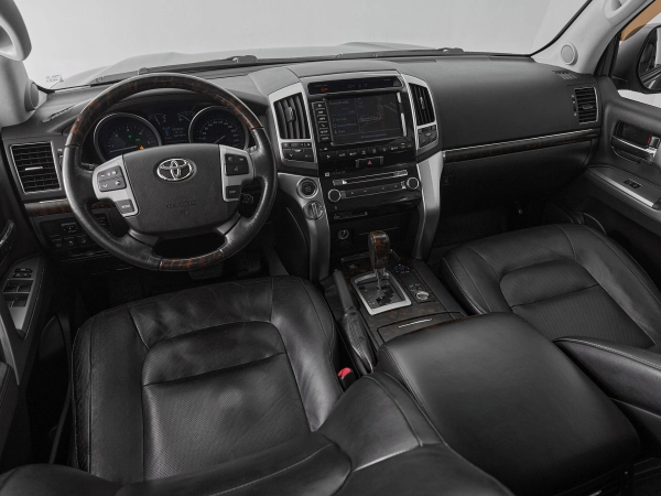 Toyota Land Cruiser, 200 Series Рестайлинг 1 фото №7