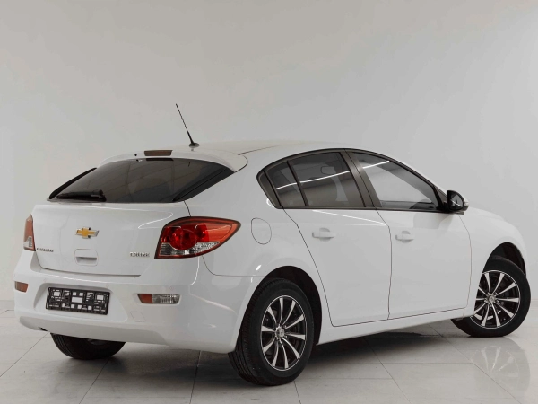 Chevrolet Cruze, I Рестайлинг фото №6