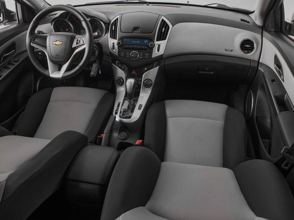 Chevrolet Cruze, I Рестайлинг фото №9