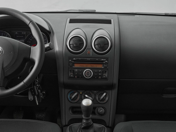 Nissan Qashqai, I Рестайлинг фото №12