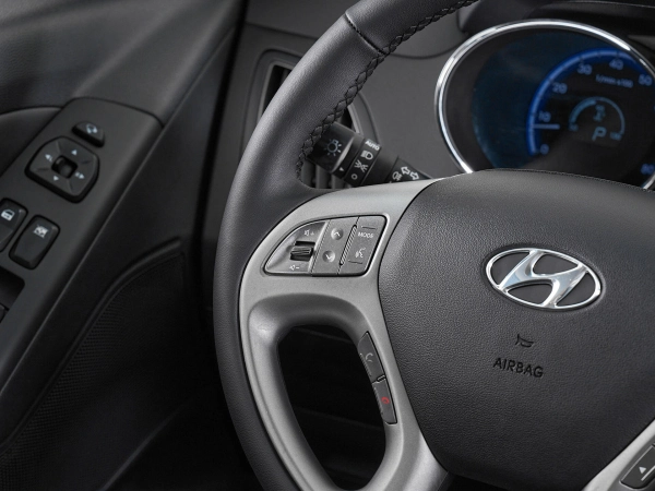 Hyundai ix35, I Рестайлинг фото №11