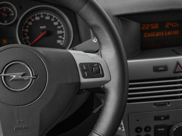 Opel Astra, H Рестайлинг фото №12