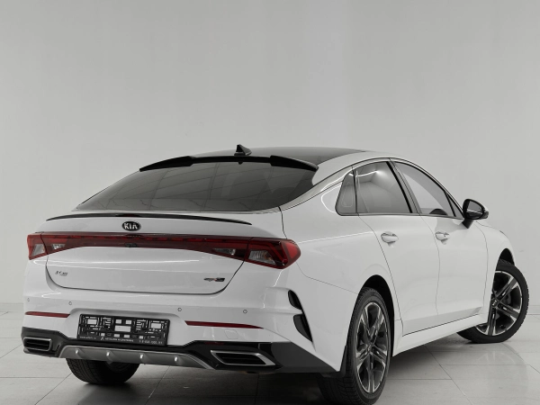 Kia K5, III фото №6