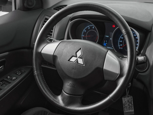 Mitsubishi ASX, I фото №10