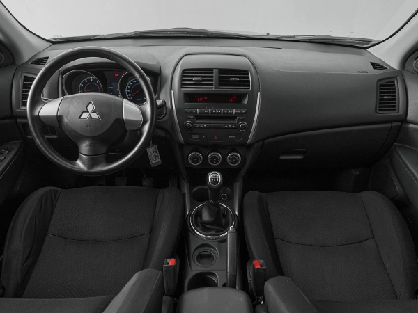Mitsubishi ASX, I фото №8