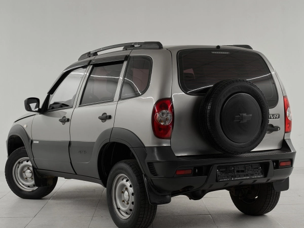 Chevrolet Niva, I Рестайлинг фото №4