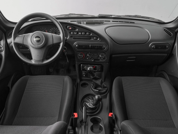 Chevrolet Niva, I Рестайлинг фото №8