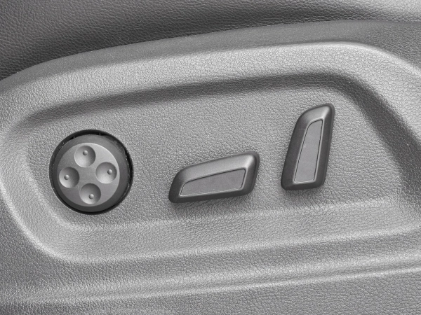 Volkswagen Tiguan, I Рестайлинг фото №14