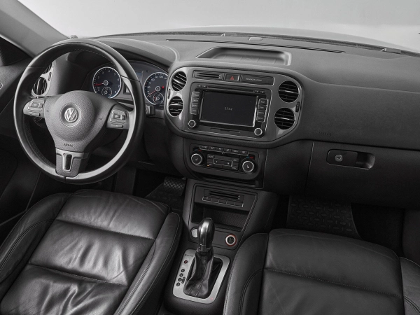 Volkswagen Tiguan, I Рестайлинг фото №9