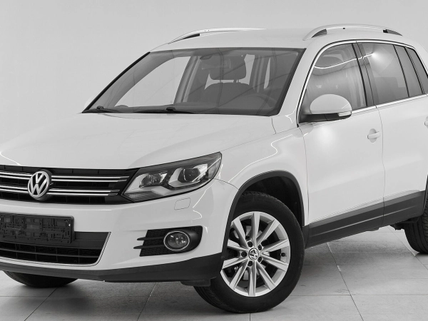Volkswagen Tiguan, I Рестайлинг фото №1