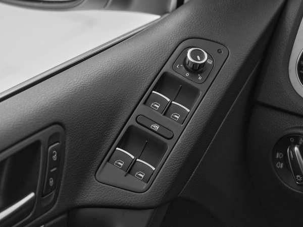 Volkswagen Tiguan, I Рестайлинг фото №13