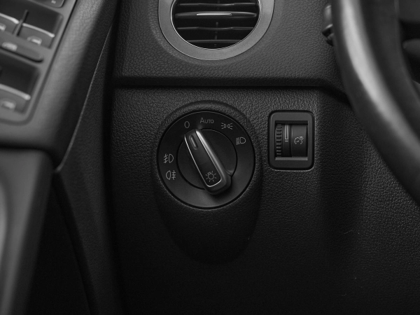 Volkswagen Tiguan, I Рестайлинг фото №14