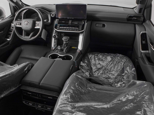 Toyota Land Cruiser, 300 Series фото №10