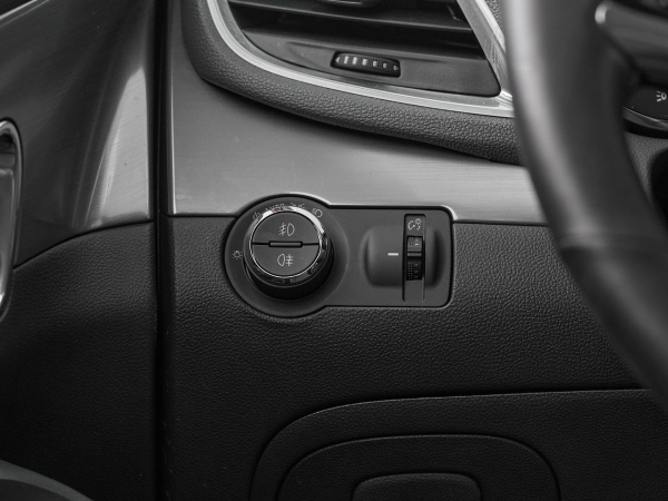 Opel Mokka, I фото №14