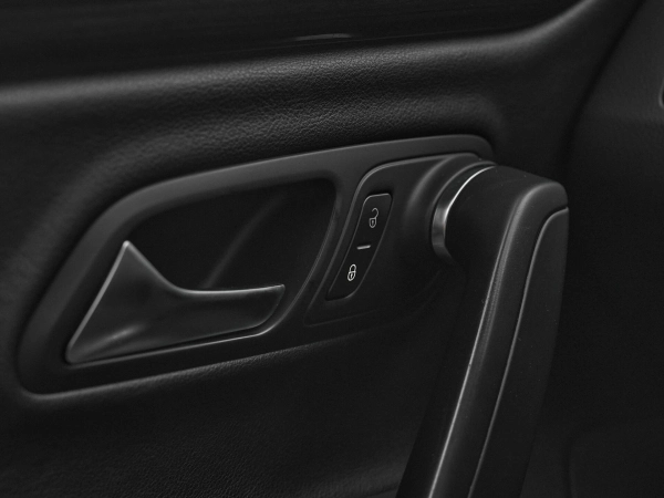 Volkswagen Passat CC, I Рестайлинг фото №13
